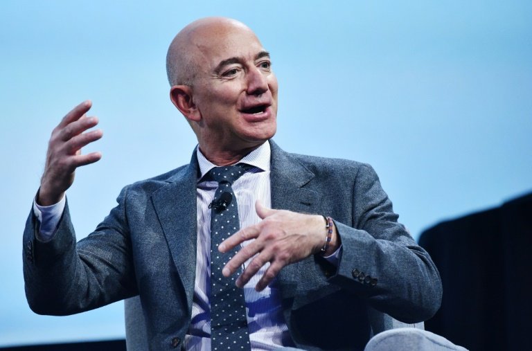Fortuna de Jeff Bezos cresce US$ 13,5 bi em 15 minutos