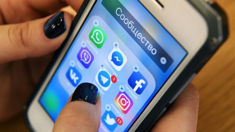 Pesquisa revela hábitos dos brasileiros em relação ao celular