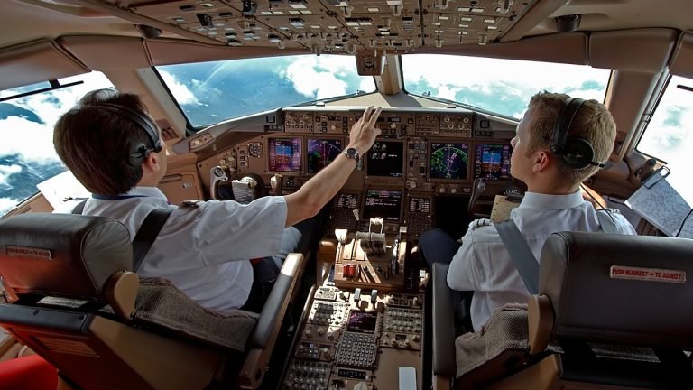 Ásia precisará de 240 mil pilotos de avião em 20 anos, afirma a Boeing Ásia precisará de 240 mil pilotos de avião em 20 anos, afirma a Boeing