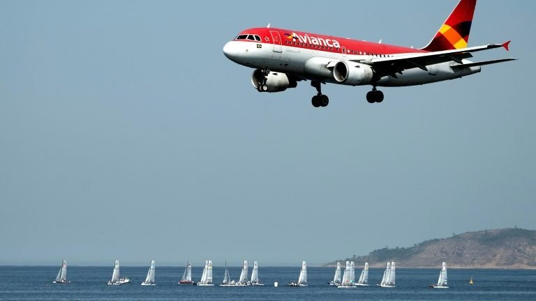 Avianca anuncia fim de voos diários para Santiago, Miami e Nova York Avianca anuncia fim de voos diários para Santiago, Miami e Nova York