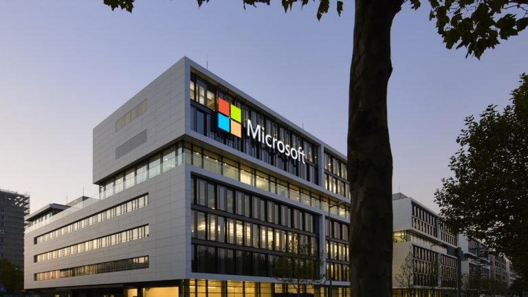 Microsoft investe US$ 500 milhões na construção de casas nos EUA Microsoft investe US$ 500 milhões na construção de casas nos EUA