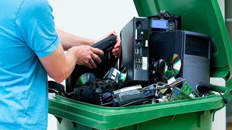 Campus Party e Ministério da Ciência e Tecnologia lançam campanha para reciclagem de lixo eletrônico Campus Party e Ministério da Ciência e Tecnologia lançam campanha para reciclagem de lixo eletrônico