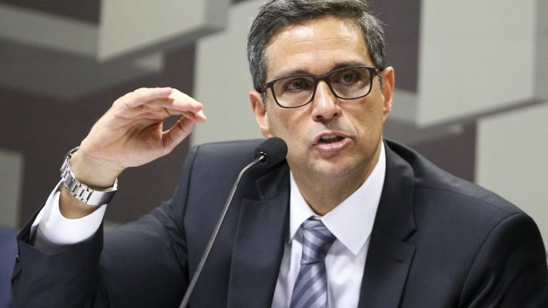 Campos Neto passa fácil por sabatina na CAE do Senado sem críticas contundentes Campos Neto passa fácil por sabatina na CAE do Senado sem críticas contundentes