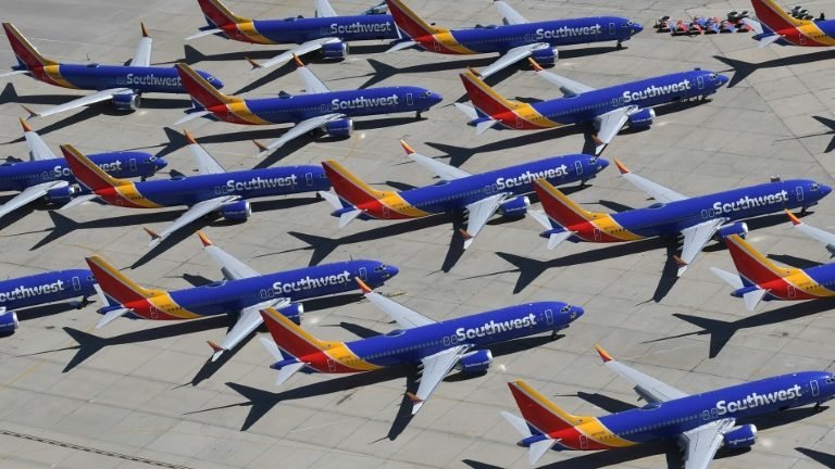 EUA convoca autoridades globais de aviação para avaliar mudanças no 737 MAX EUA convoca autoridades globais de aviação para avaliar mudanças no 737 MAX