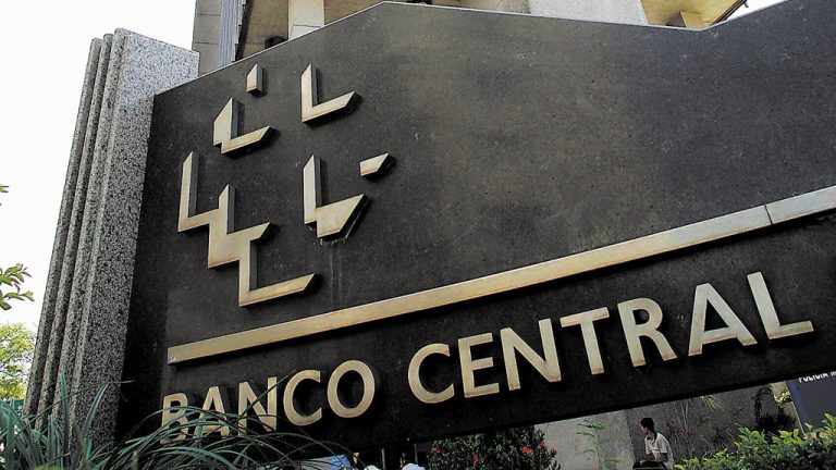 Na semana passada, o Banco Central reduziu a Selic pela oitava vez consecutiva, de 3,00% para 2,25% ao ano