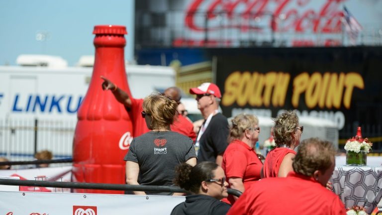 Coca-Cola pagou € 8 milhões para influenciar pesquisas na França, diz Le Monde