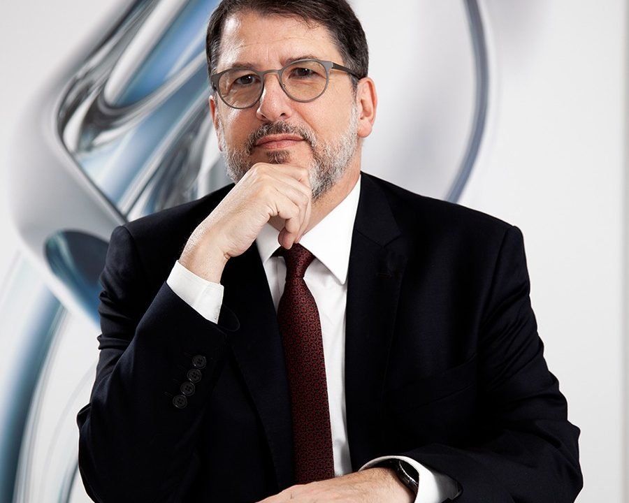 É hora de dar um gás! É hora de dar um gás!