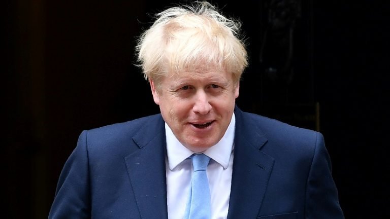 Premier britânico fará sua estreia em encontro do G7 Premier britânico fará sua estreia em encontro do G7