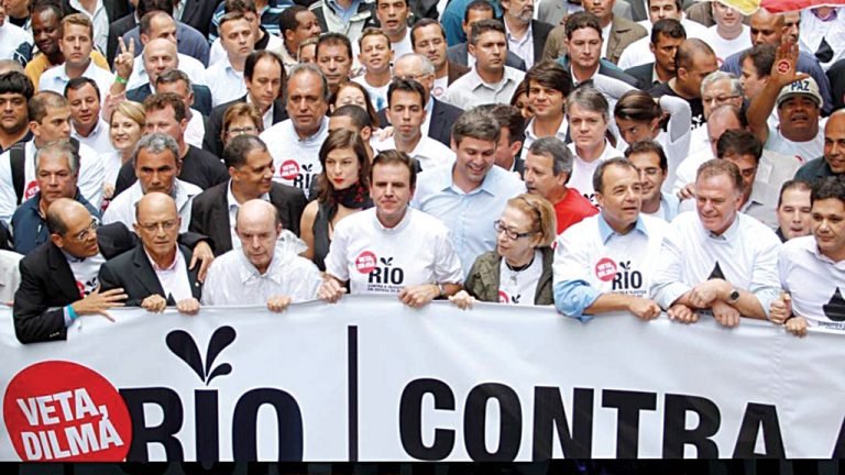 Protesto em 2012: ex-governador Sérgio Cabral, ex-prefeito Eduardo Paes e atriz Fernando Montenegro protestaram contra lei que aprovou a redistribuição dos royalties do petróleo