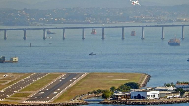 Reforma no Santo Dumont faz preço do ponte aérea Rio-São Paulo decolar Reforma no Santo Dumont faz preço do ponte aérea Rio-São Paulo decolar