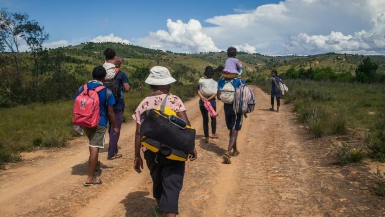 Coronavírus acelera o êxodo urbano na África Coronavírus acelera o êxodo urbano na África