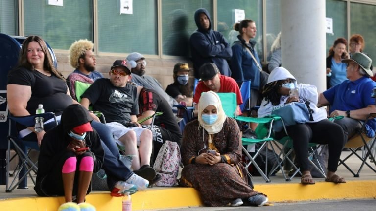 EUA registra 1,3 milhão de novos pedidos de seguro-desemprego EUA registra 1,3 milhão de novos pedidos de seguro-desemprego