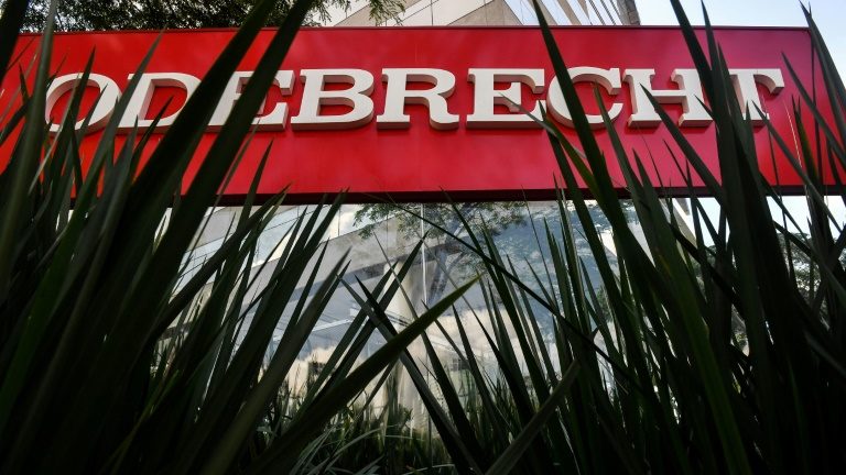 República Dominicana ordena suspensão de contratos com Odebrecht