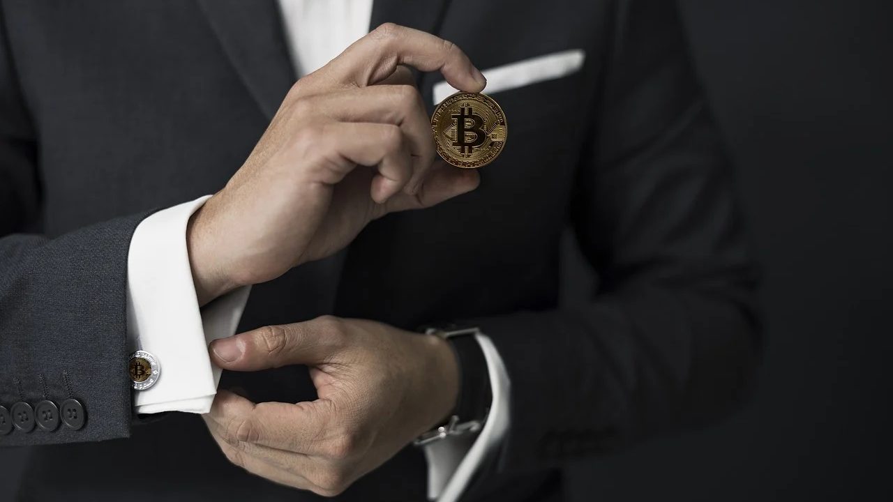 bitcoin a devenit milionar