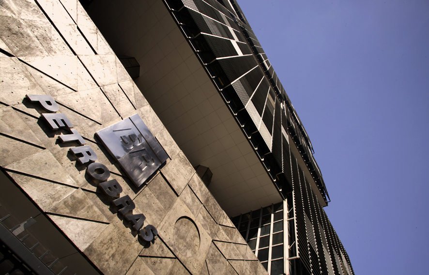 Petrobras vai distribuir R$ 10,3 bilhões em dividendos Petrobras vai distribuir R$ 10,3 bilhões em dividendos