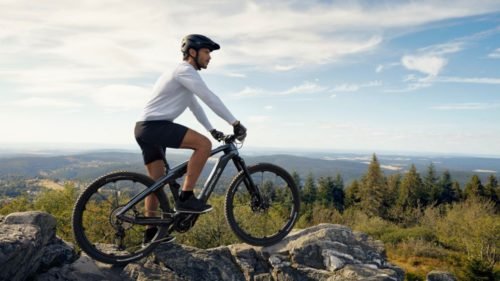 Bicicleta el&eacute;trica da Porsche custa R$ 61 mil, quase o mesmo que um carro  popular - ISTO&Eacute; DINHEIRO