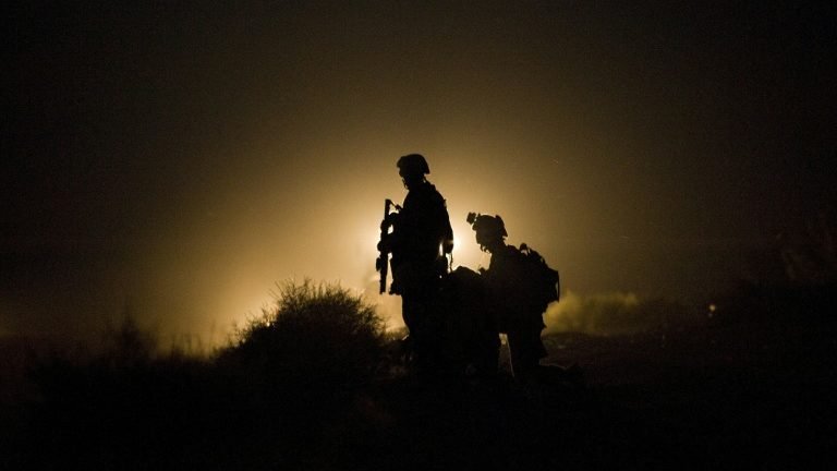 Quase duas décadas de intervenção dos Estados Unidos no Afeganistão Quase duas décadas de intervenção dos Estados Unidos no Afeganistão