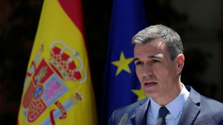 Governo espanhol indultará separatistas catalães na terça-feira Governo espanhol indultará separatistas catalães na terça-feira