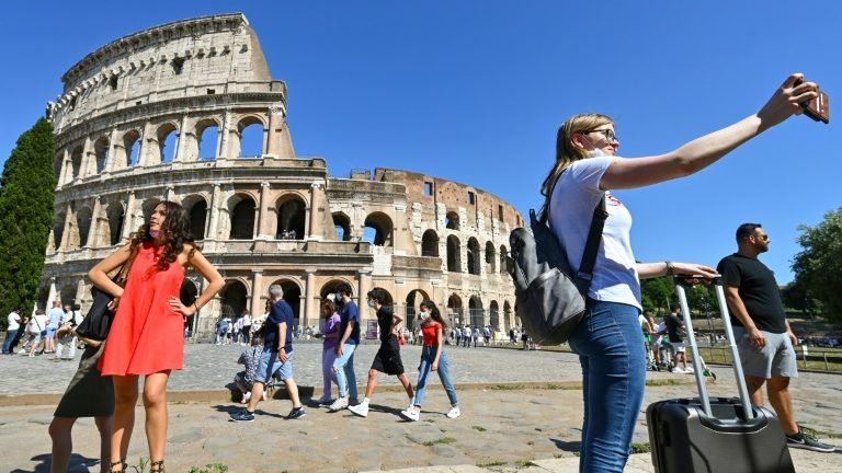 Itália espera que ‘passaporte covid’ acelere turismo Itália espera que ‘passaporte covid’ acelere turismo