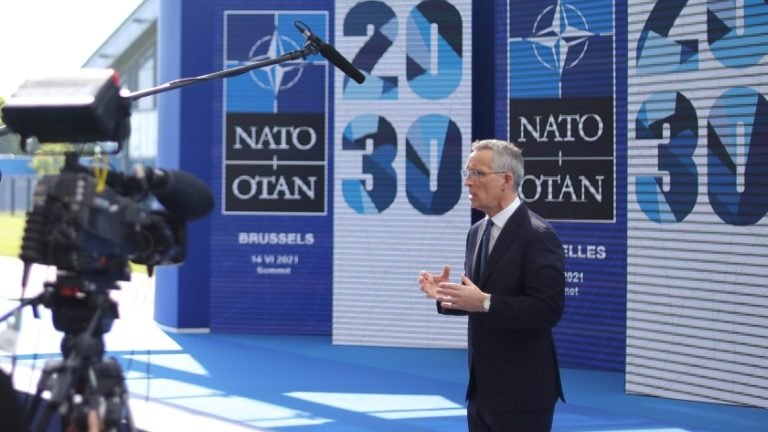 Reunião de cúpula da Otan aspira reconstruir relações e superar divergências Reunião de cúpula da Otan aspira reconstruir relações e superar divergências