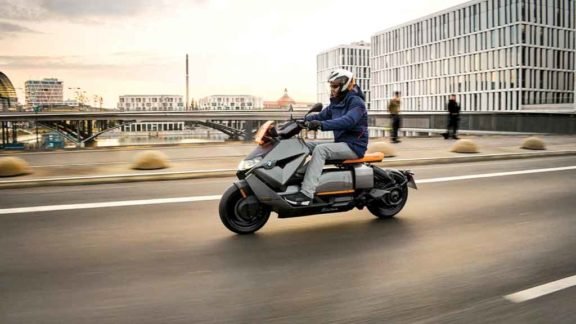 BMW apresenta sua scooter elétrica BMW apresenta sua scooter elétrica