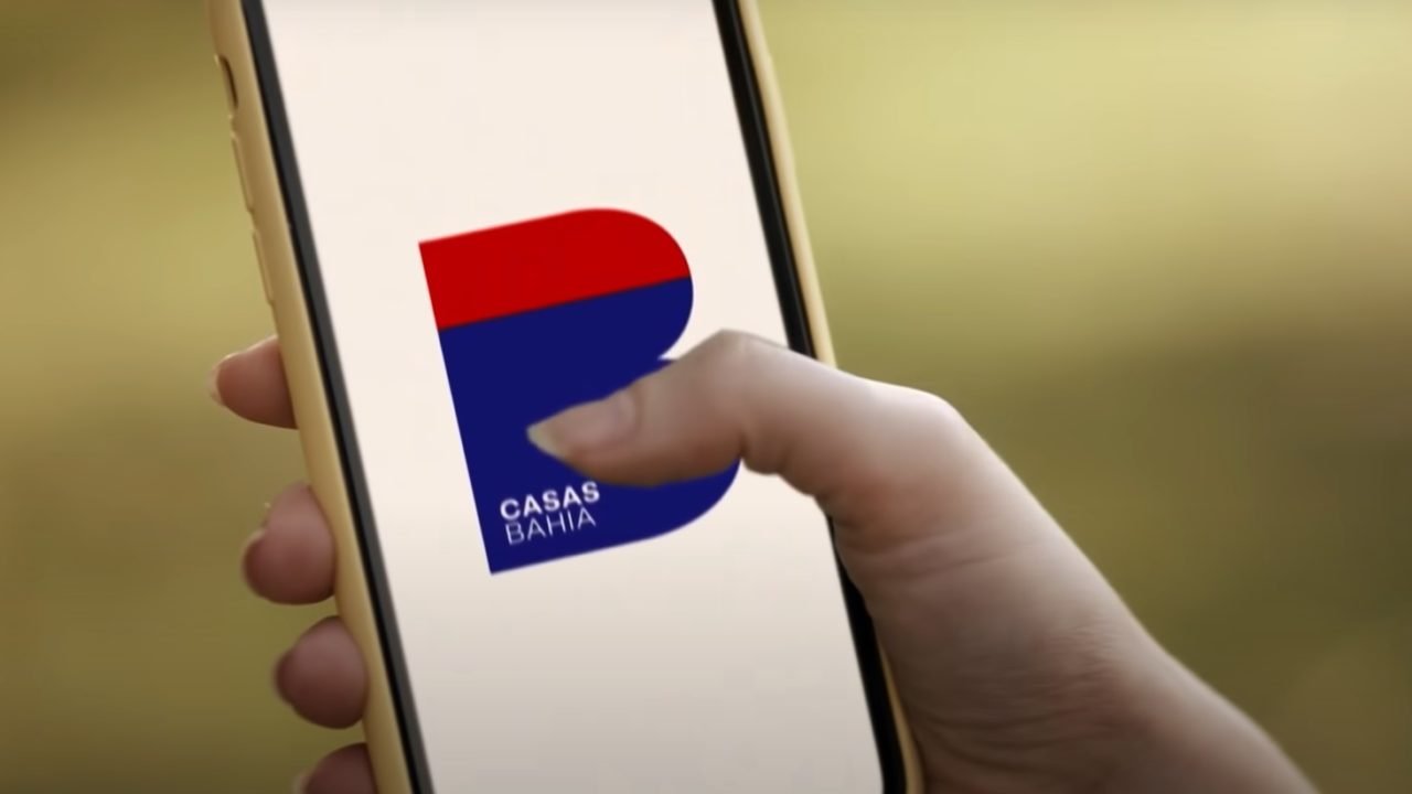 Crédito: Reprodução/YouTube Casas Bahia Crédito: Reprodução/YouTube Casas Bahia