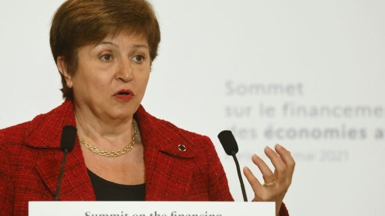 Diretora do FMI volta a negar má conduta Diretora do FMI volta a negar má conduta