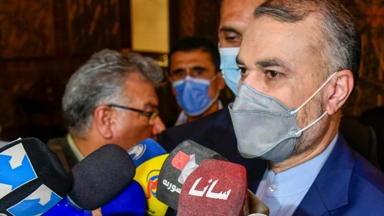 Novo chefe da diplomacia iraniana se encontrará com diplomatas em Nova York Novo chefe da diplomacia iraniana se encontrará com diplomatas em Nova York