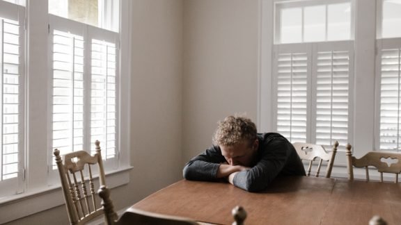 Vida pós-pandemia: como identificar, prevenir e tratar problemas mentais Vida pós-pandemia: como identificar, prevenir e tratar problemas mentais