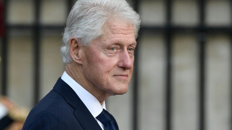 Ex-presidente dos EUA Bill Clinton recebe alta do hospital Ex-presidente dos EUA Bill Clinton recebe alta do hospital