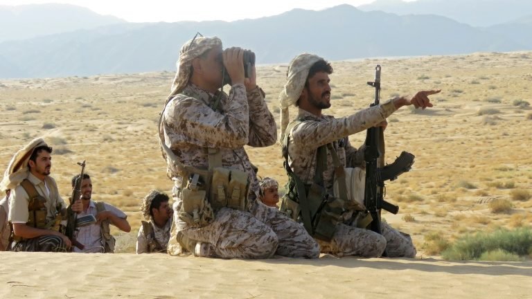 Coalizão diz ter matado 160 rebeldes em batalha pela cidade iemenita de Marib Coalizão diz ter matado 160 rebeldes em batalha pela cidade iemenita de Marib