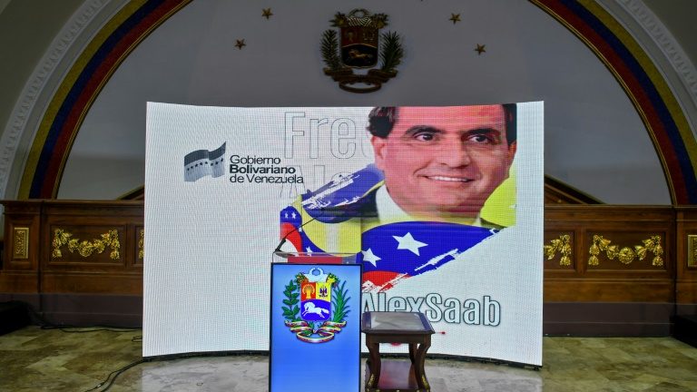 La oposición venezolana pide a Maduro que reanude el diálogo en México
