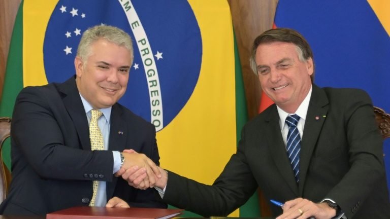 Brasil e Colômbia chegam à COP26 ‘unidos’ em defesa da Amazônia Brasil e Colômbia chegam à COP26 ‘unidos’ em defesa da Amazônia