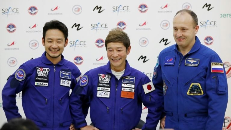 Turista espacial japonês diz que sonha em jogar badminton em órbita Turista espacial japonês diz que sonha em jogar badminton em órbita