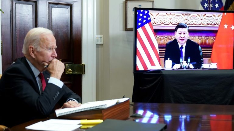Pequim e Moscou rejeitam em uníssono cúpula de Biden pela democracia