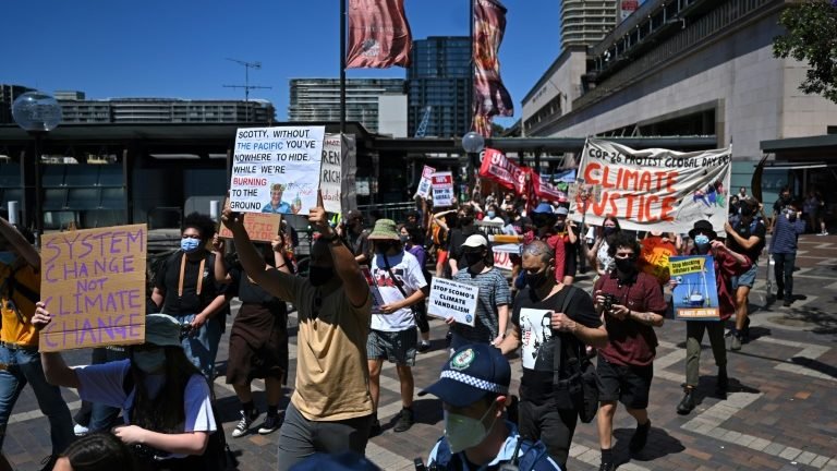 Ambientalistas australianos protestam contra novo projeto de gás Ambientalistas australianos protestam contra novo projeto de gás