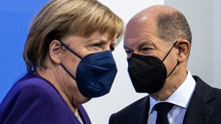 Alemanha encerra a era Merkel e abre o capítulo Scholz Alemanha encerra a era Merkel e abre o capítulo Scholz