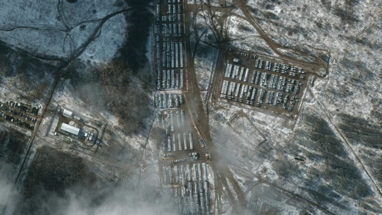 EUA está disposto a aumentar tropas no leste europeu se Rússia atacar Ucrânia EUA está disposto a aumentar tropas no leste europeu se Rússia atacar Ucrânia