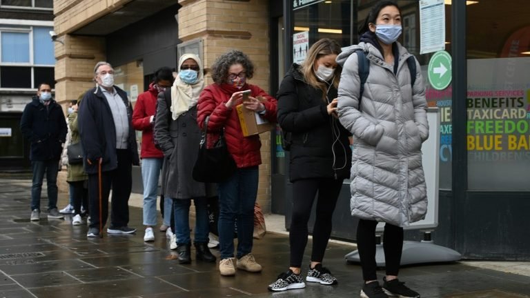 Doses de reforço das vacinas anticovid oferecem níveis diferentes de proteção Doses de reforço das vacinas anticovid oferecem níveis diferentes de proteção