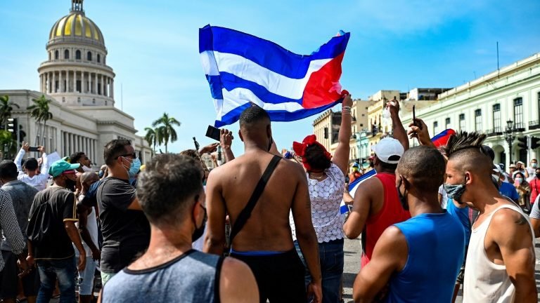Senadores dos EUA pedem que Unicef proteja menores cubanos detidos após protestos Senadores dos EUA pedem que Unicef proteja menores cubanos detidos após protestos