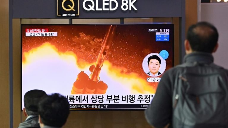 Por que a Coreia do Norte lança tantos mísseis? Por que a Coreia do Norte lança tantos mísseis?