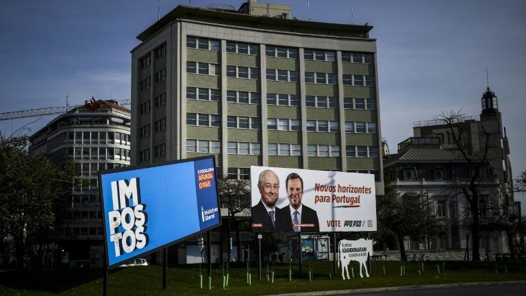 Socialistas favoritos a manter o poder em Portugal Socialistas favoritos a manter o poder em Portugal