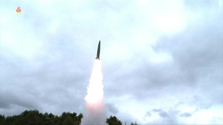 Coreia do Norte dispara 'projétil' não identificado - KCTV/AFP