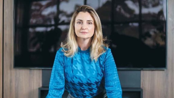 Greice Ciarrocchi, CEO da CCS, detalha como reverteu prejuízo de milhões em faturamento de R$ 1 bilhão Greice Ciarrocchi, CEO da CCS, detalha como reverteu prejuízo de milhões em faturamento de R$ 1 bilhão