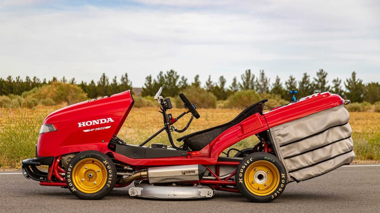 Conheça o cortador de grama da Honda que é mais potente que um Bugatti Veyron Conheça o cortador de grama da Honda que é mais potente que um Bugatti Veyron