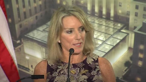 Biden indica Elizabeth Bagley para chefiar embaixada dos EUA no Brasil Biden indica Elizabeth Bagley para chefiar embaixada dos EUA no Brasil