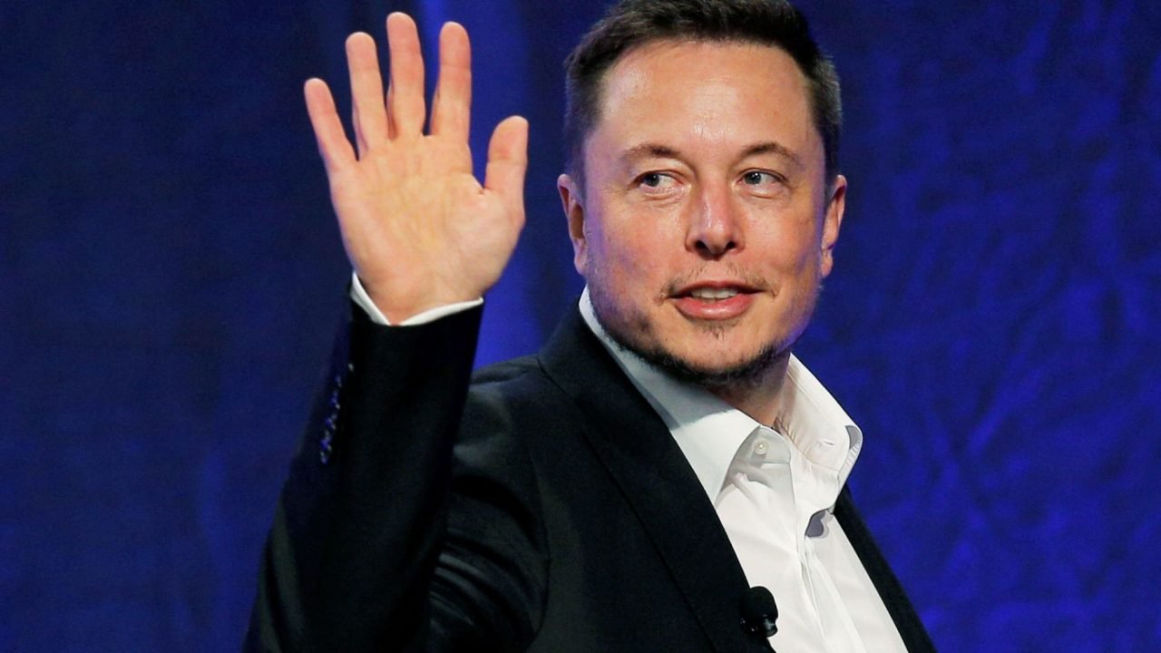 Jovem recusa R$ 26 mil de Musk para excluir conta no Twitter; entenda