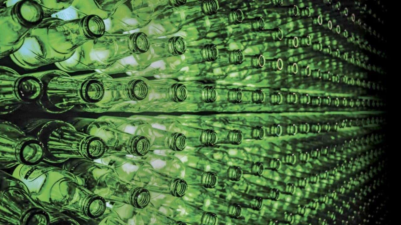 Beer market suffers from a shortage of glass bottles; scenario recovers