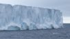 O iceberg andava à deriva no Oceano Antártico e chamou a atenção em dezembro de 2020 ao se aproximar de uma ilha pertencente ao território britânico