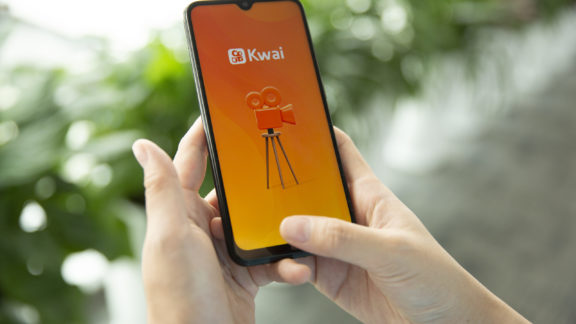 Kwai: conheça o aplicativo rival do TikTok focado em vídeos caseiros